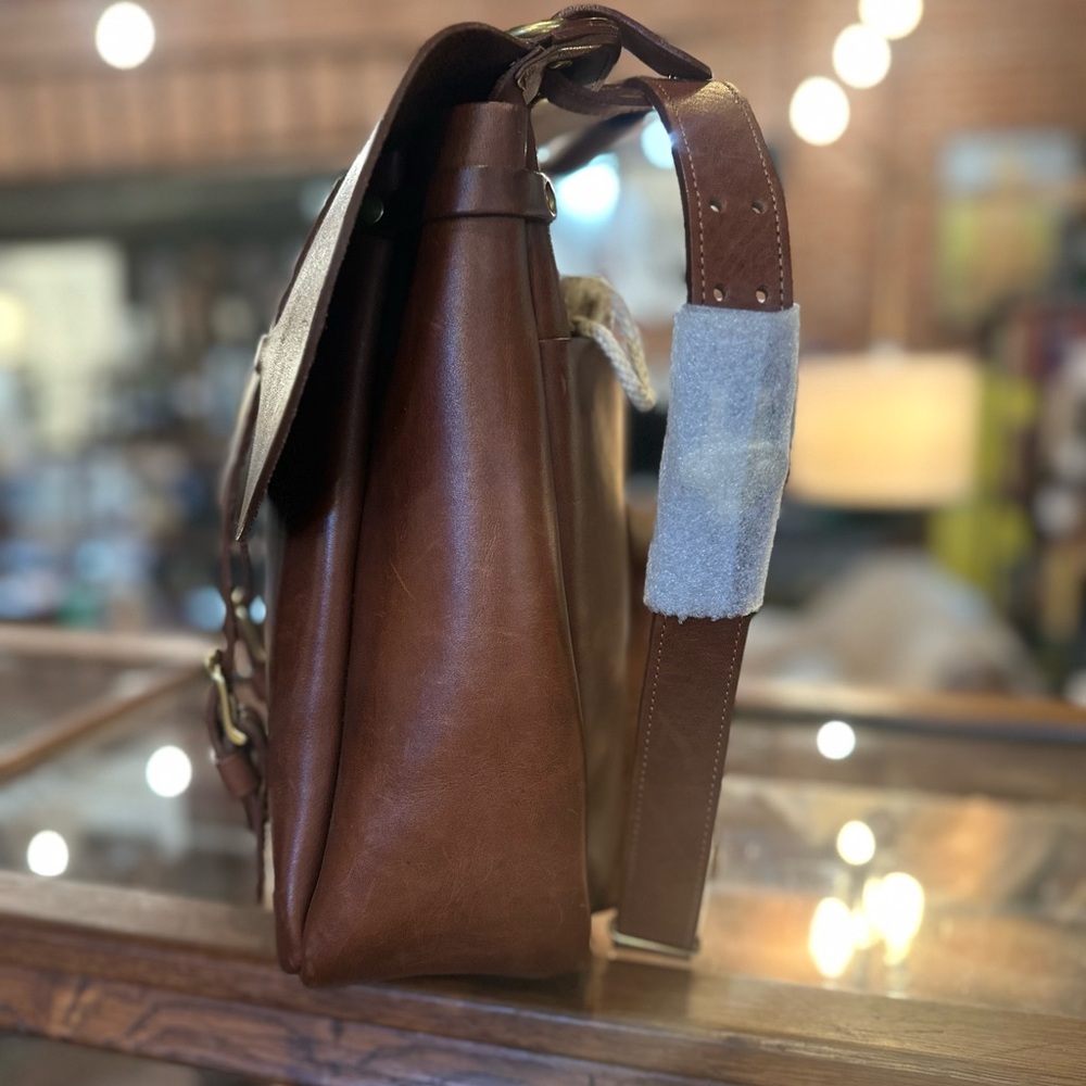 Classic Men's Leather Saddlebag Briefcase - Brown, Colonel Littleton - Picture 4 of 7